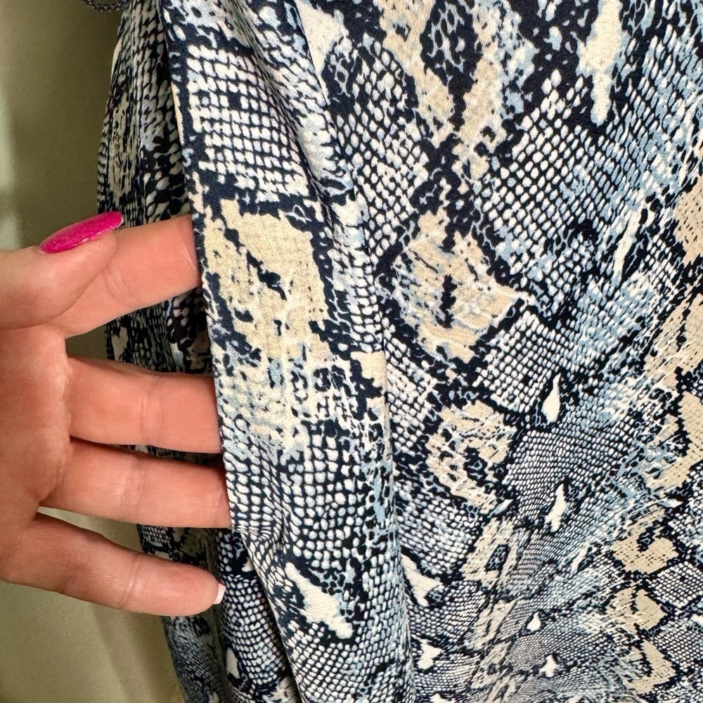 NWT Banana Republic Blue Snake-Print Fit & Flare Handkerchief Hem Dress Pockets - Picture 6 of 14